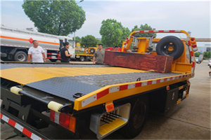 赣榆附近拖车电话号码服务